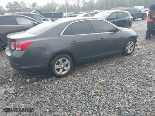 2015 Chevrolet Malibu LT with VIN 1G11C5SL0FF100162, listed as a IAAI auction lot 41909480 with 194,536 mi miles. Bid and sale history available at carsss.com. Image 4.