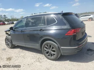 2022 Volkswagen Tiguan SE with VIN 3VV3B7AXXNM154829, listed as a Copart auction lot 49731025 with 43,142 mi miles and Salvage Title. Bid and sale history available at carsss.com. Image 2.