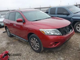 2014 Nissan Pathfinder SV with VIN 5N1AR2MNXEC661483, listed as a IAAI auction lot 41040933 with 155,144 mi miles. Bid and sale history available at carsss.com. Image 1.