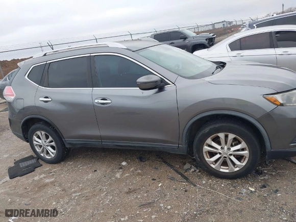 2016 Nissan Rogue SV with VIN KNMAT2MV4GP598303, listed as a IAAI auction lot 41553851 with 82,267 mi miles. Bid and sale history available at carsss.com. Image 13.