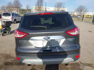 2015 Ford Escape Titanium with VIN 1FMCU9J90FUB58306, listed as a IAAI auction lot 41815151 with 136,835 mi miles. Bid and sale history available at carsss.com. Image 16.