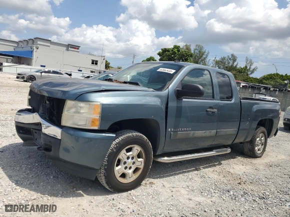 2008 Chevrolet Silverado 1500 LT w/1LT with VIN 2GCEC19J781109084, listed as a Copart auction lot 52862435 with 145,760 mi miles and Salvage Title. Bid and sale history available at carsss.com. Image 1.
