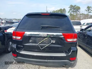 2013 Jeep Grand Cherokee Limited with VIN 1C4RJEBGXDC520609, listed as a IAAI auction lot 41493503 with 173,020 mi miles. Bid and sale history available at carsss.com. Image 16.