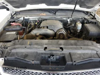 2007 Chevrolet Tahoe LTZ with VIN 1GNFK13007J313566, listed as a Copart auction lot 52498975 with 234,744 mi miles and Salvage title. Bid and sale history available at DreamBid. Image 13.