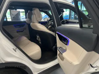 2024 Mercedes-Benz GLC with VIN W1NKM4HB9RF120120, listed as a Copart auction lot 53872055 with 5,587 mi miles and Clean Title. Bid and sale history available at carsss.com. Image 6.