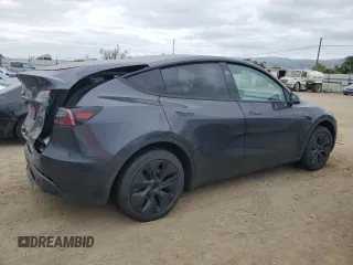 2024 Tesla Model Y с VIN 7SAYGDED1RF177417, выставлен на аукционе Copart как лот 54241755 с пробегом 7 716 миль миль и Списание • Salvage title. История ставок и продаж доступна на DreamBid. Изображение 3.