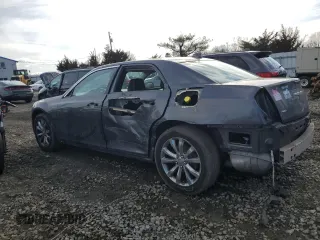 2015 Chrysler 300 Limited with VIN 2C3CCARG2FH803363, listed as a Copart auction lot 44330015 with 98,261 mi miles and Salvage Title. Bid and sale history available at carsss.com. Image 2.
