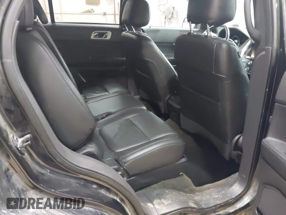 2015 Ford Explorer XLT z VIN 1FM5K8D83FGA52734, wystawiony jako IAAI lot #42285782 z przebiegiem 107 327 mil mil oraz . Historia ofert i sprzedaży dostępna na DreamBid. Obrazek 8.