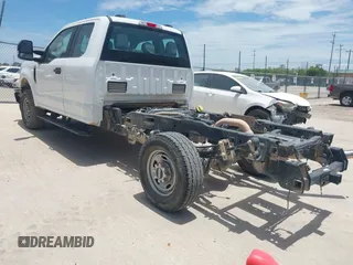 2022 Ford F-250 XL with VIN 1FD7X2B68NEF85052, listed as a IAAI auction lot 42735798 with 152,591 mi miles and . Bid and sale history available at DreamBid. Image 3.