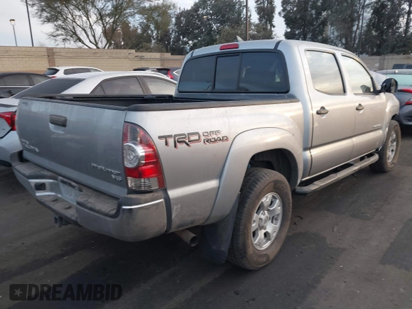 2015 Toyota Tacoma PreRunner with VIN 3TMJU4GN1FM184419, listed as a IAAI auction lot 41102082 with 52,726 mi miles and . Bid and sale history available at DreamBid. Image 4.