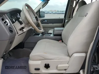 2011 Ford Expedition XLT z VIN 1FMJU1H58BEF01170, wystawiony jako Copart lot #55180025 z przebiegiem 99 677 mil mil oraz Szkoda całkowita • Salvage title. Historia ofert i sprzedaży dostępna na DreamBid. Obrazek 7.