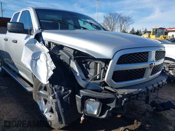 2016 Ram 1500 Express z VIN 1C6RR7FTXGS188572, wystawiony jako IAAI lot #41699775 z przebiegiem 156 990 mil mil oraz . Historia ofert i sprzedaży dostępna na DreamBid. Obrazek 6.