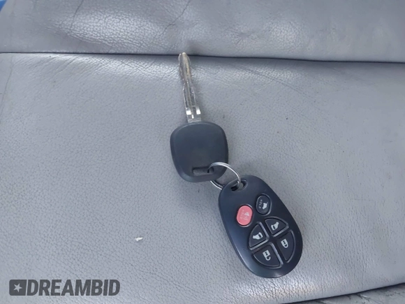 2012 Toyota Sienna XLE with VIN 5TDDK3DC6CS040442, listed as a IAAI auction lot 40899461 with 174,738 mi miles and . Bid and sale history available at DreamBid. Image 11.