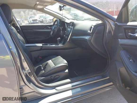 2017 Nissan Maxima SR with VIN 1N4AA6AP4HC453943, listed as a IAAI auction lot 41888527 with 130,577 mi miles. Bid and sale history available at carsss.com. Image 5.