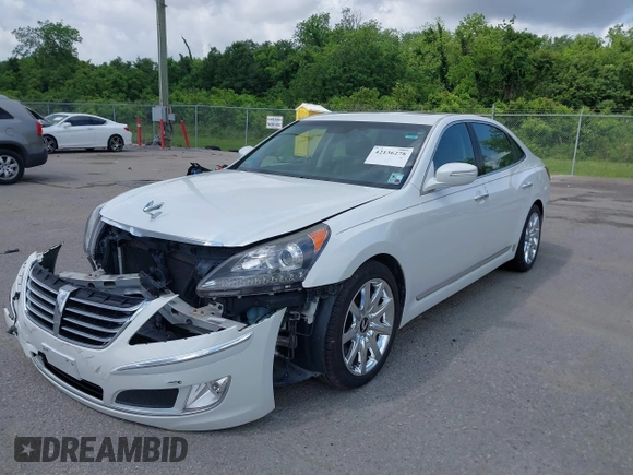 2013 Hyundai Equus Signature with VIN KMHGH4JH2DU059788, listed as a IAAI auction lot 42136278 with 68,672 mi miles and . Bid and sale history available at DreamBid. Image 17.