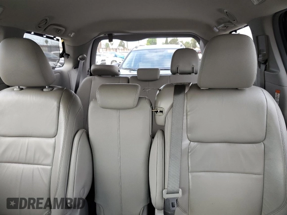 2018 Toyota Sienna XLE Auto Access Seat with VIN 5TDYZ3DC8JS932914, listed as a Copart auction lot 47891655 with 112,009 mi miles and Salvage Title. Bid and sale history available at carsss.com. Image 10.