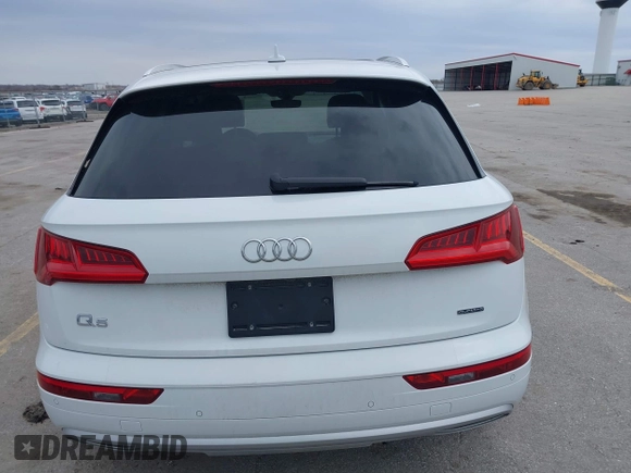 2019 Audi Q5 Prestige with VIN WA1CNAFY5K2057135, listed as a IAAI auction lot 41877915 with 142,007 mi miles. Bid and sale history available at carsss.com. Image 17.