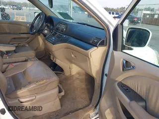 2005 Honda Odyssey EX-L with VIN 5FNRL38625B412583, listed as a IAAI auction lot 41842636 with 376,600 mi miles. Bid and sale history available at carsss.com. Image 5.