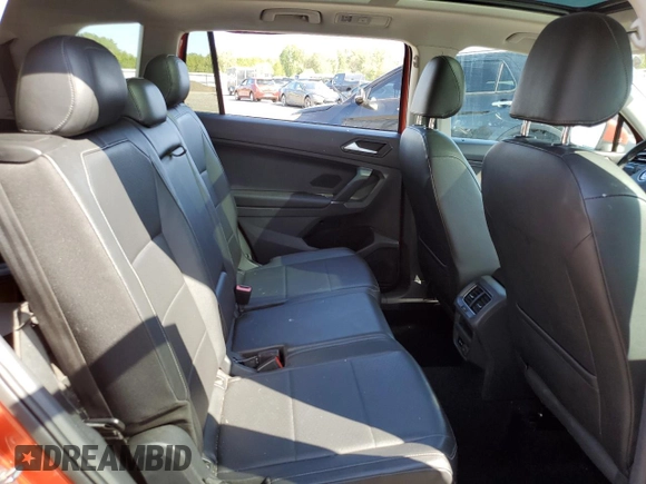 2018 Volkswagen Tiguan SEL with VIN 3VV3B7AX4JM020893, listed as a Copart auction lot 52997105 with 114,025 mi miles and Salvage title. Bid and sale history available at DreamBid. Image 10.
