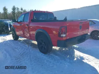 2022 Ram 1500 Warlock z VIN 1C6RR7GG5NS226790, wystawiony jako IAAI lot #41582027 z przebiegiem 22 767 mil mil oraz . Historia ofert i sprzedaży dostępna na DreamBid. Obrazek 3.
