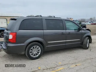 2016 Chrysler Town & Country Touring z VIN 2C4RC1CG1GR302345, wystawiony jako Copart lot #51787625 z przebiegiem 118 478 mil mil oraz Szkody całkowita. Historia ofert i sprzedaży dostępna na DreamBid. Obrazek 3.