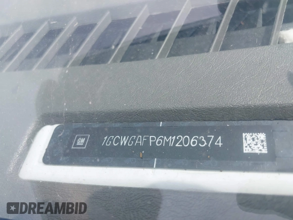 2021 Chevrolet Express Cargo z VIN 1GCWGAFP6M1206374, wystawiony jako IAAI lot #42451400 z przebiegiem 118 252 mil mil oraz . Historia ofert i sprzedaży dostępna na DreamBid. Obrazek 9.
