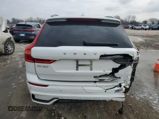2024 Volvo XC60 Recharge Plug-In Hybrid Plus Dark Theme with VIN YV4H60DL7R1749677, listed as a Copart auction lot 82690254 with 11,789 mi miles and Salvage Title. Bid and sale history available at carsss.com. Image 6.