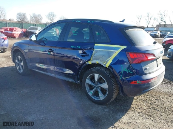 2020 Audi Q5 Premium with VIN WA1ANAFYXL2115457, listed as a IAAI auction lot 41441322 with 72,395 mi miles. Bid and sale history available at carsss.com. Image 3.