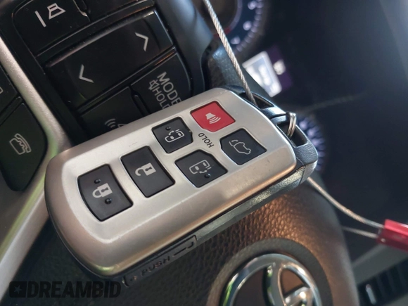 2017 Toyota Sienna with VIN 5TDDZ3DC5HS187614, listed as a IAAI auction lot 41934707 with 82,943 mi miles and . Bid and sale history available at DreamBid. Image 11.