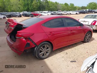 2017 Hyundai Elantra Value Edition z VIN 5NPD84LF1HH088010, wystawiony jako IAAI lot #42067643 z przebiegiem 141 402 mil mil oraz . Historia ofert i sprzedaży dostępna na DreamBid. Obrazek 4.