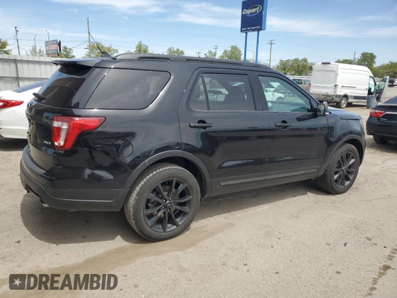 2018 Ford Explorer XLT z VIN 1FM5K8DH8JGB55978, wystawiony jako Copart lot #55089785 z przebiegiem 39 247 mil mil oraz Szkoda całkowita • Salvage title. Historia ofert i sprzedaży dostępna na DreamBid. Obrazek 3.