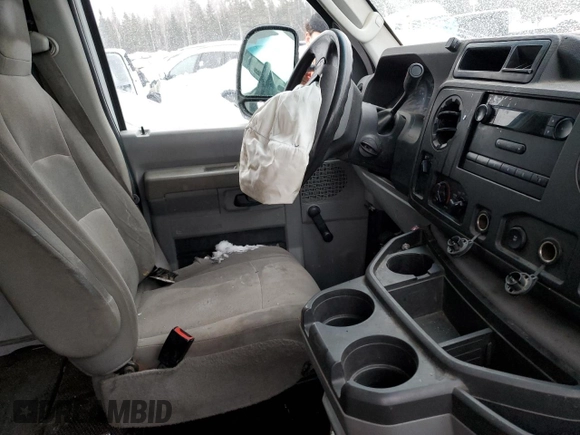 2014 Ford Econoline Cargo Commercial z VIN 1FTNS1EW9EDA76271, wystawiony jako Copart lot #46491375 z przebiegiem Nie podano mil oraz Szkoda całkowita • Salvage title. Historia ofert i sprzedaży dostępna na DreamBid. Obrazek 7.