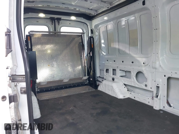 2017 Ford Transit with VIN 1FTYE2CM0HKA14592, listed as a IAAI auction lot 41701245 with 33,378 mi miles and . Bid and sale history available at DreamBid. Image 8.