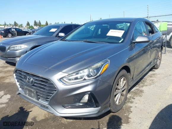 2019 Hyundai Sonata SE with VIN 5NPE24AF3KH733627, listed as a IAAI auction lot 41937537 with 137,786 mi miles. Bid and sale history available at carsss.com. Image 18.