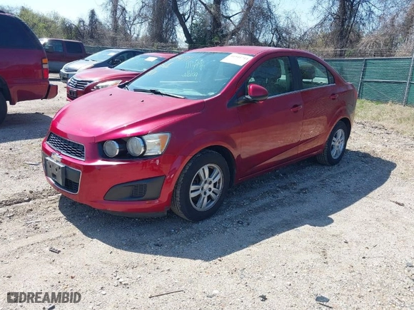2014 Chevrolet Sonic LT with VIN 1G1JC5SG0E4189664, listed as a IAAI auction lot 41941711 with 172,995 mi miles. Bid and sale history available at carsss.com. Image 2.