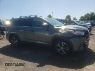 2019 Toyota Highlander LE z VIN 5TDBZRFH1KS937309, wystawiony jako Copart lot #58760425 z przebiegiem 157 659 mil mil oraz Szkoda całkowita • Salvage title. Historia ofert i sprzedaży dostępna na DreamBid. Obrazek 4.
