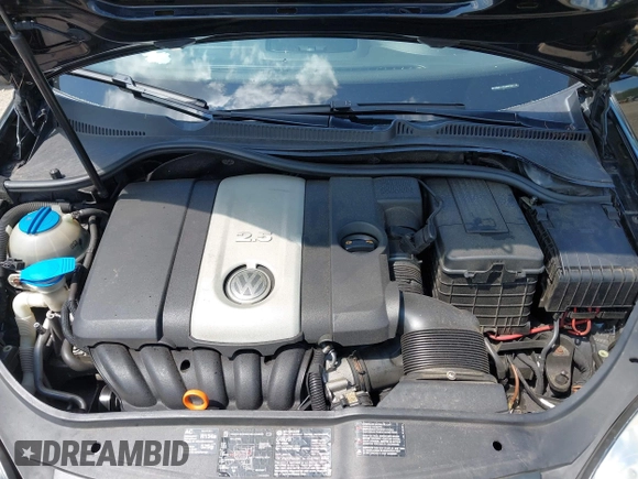 2008 Volkswagen Rabbit S with VIN WVWDB71K58W262173, listed as a IAAI auction lot 42758511 with 151,712 mi miles and . Bid and sale history available at DreamBid. Image 10.