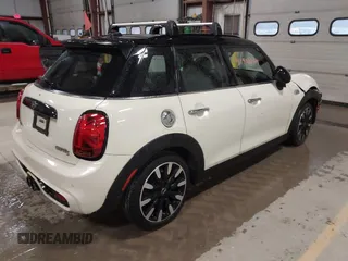 2019 MINI Hardtop 4 Door Cooper S with VIN WMWXU3C5XK2H88000, listed as a IAAI auction lot 41903504 with 60,245 mi miles and . Bid and sale history available at DreamBid. Image 4.
