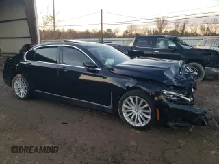 2020 BMW 7 Series 740i with VIN WBA7T2C07LGL17103, listed as a Copart auction lot 88327695 with 0 mi miles and Salvage Title. Bid and sale history available at carsss.com. Image 4.