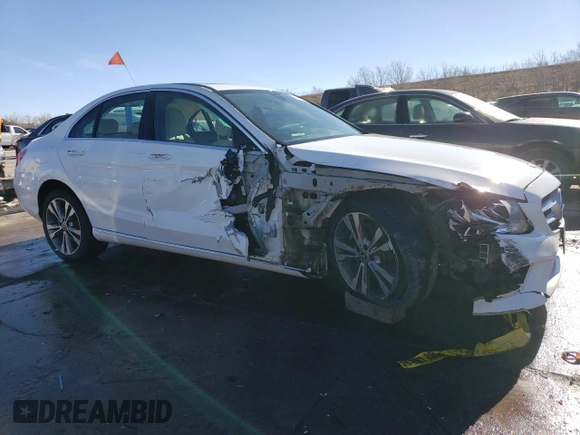 2019 Mercedes-Benz C 300 with VIN 55SWF8EB1KU297185, listed as a Copart auction lot 47410205 with 58,425 mi miles and Salvage Title. Bid and sale history available at carsss.com. Image 4.