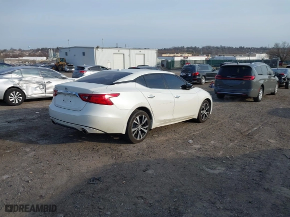 2018 Nissan Maxima SL with VIN 1N4AA6AP2JC404438, listed as a IAAI auction lot 41785908 with 60,021 mi miles. Bid and sale history available at carsss.com. Image 4.