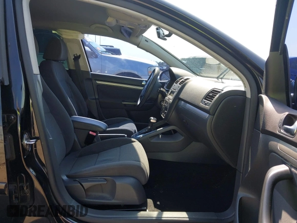 2009 Volkswagen Rabbit S с VIN WVWDA71KX9W141224, выставлен на аукционе IAAI как лот 42174538 с пробегом 130 540 миль миль и . История ставок и продаж доступна на DreamBid. Изображение 5.