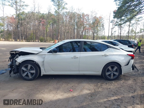 2019 Nissan Altima SR with VIN 1N4BL4CV4KC148593, listed as a IAAI auction lot 41887662 with 65,025 mi miles and . Bid and sale history available at DreamBid. Image 14.