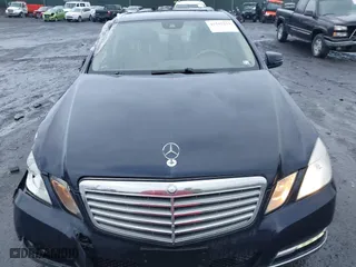 2013 Mercedes-Benz E-Class E 350 Luxury with VIN WDDHF8JB2DA726819, listed as a IAAI auction lot 41545234 with 139,794 mi miles. Bid and sale history available at carsss.com. Image 12.