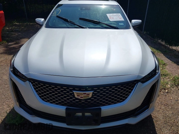 2020 Cadillac CT5 Luxury with VIN 1G6DW5RK3L0139631, listed as a IAAI auction lot 41919211 with 45,813 mi miles. Bid and sale history available at carsss.com. Image 6.