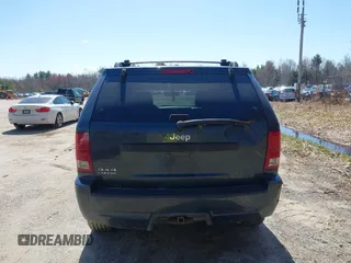 2008 Jeep Grand Cherokee Laredo with VIN 1J8GR48K98C161239, listed as a IAAI auction lot 42090850 with 218,063 mi miles. Bid and sale history available at carsss.com. Image 15.
