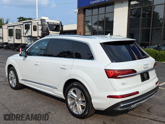2021 Audi Q7 Premium Plus with VIN WA1LJAF7XMD041149, listed as a Copart auction lot 44650505 with 35,226 mi miles and Clean title. Bid and sale history available at DreamBid. Image 4.