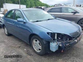 2002 Toyota Camry XLE z VIN 4T1BF32K32U503293, wystawiony jako IAAI lot #42278690 z przebiegiem 201 547 mil mil oraz . Historia ofert i sprzedaży dostępna na DreamBid. Obrazek 1.