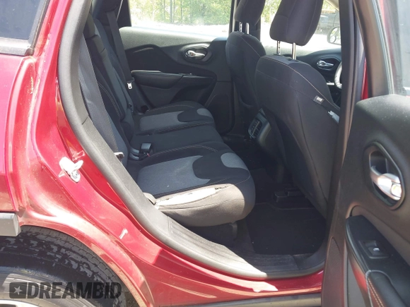 2016 Jeep Cherokee Sport with VIN 1C4PJLAB4GW190101, listed as a IAAI auction lot 42063277 with 61,868 mi miles. Bid and sale history available at carsss.com. Image 8.
