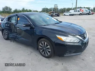 2016 Nissan Altima 2.5 S with VIN 1N4AL3AP9GC124601, listed as a IAAI auction lot 40875400 with 137,851 mi miles. Bid and sale history available at carsss.com. Image 1.